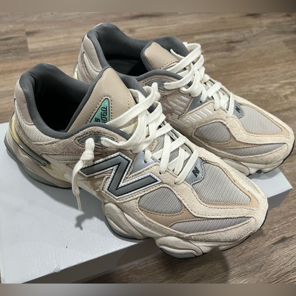 New Balance Gray Sneakers